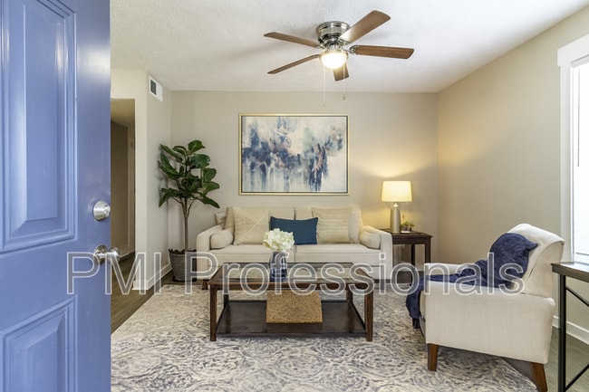 Photo - 103 Kingsridge Dr