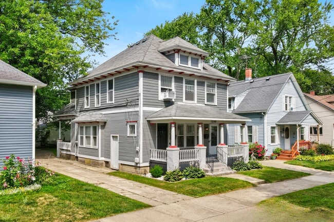 Photo - 1349 Portland Ave NE Unit Apt 1