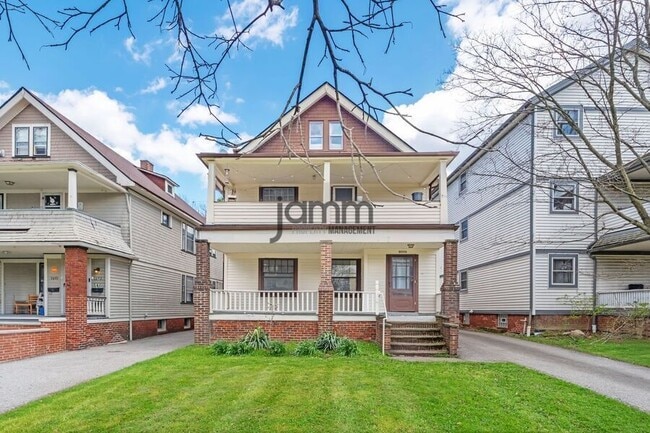 Building Photo - 1695 Glenmont Rd