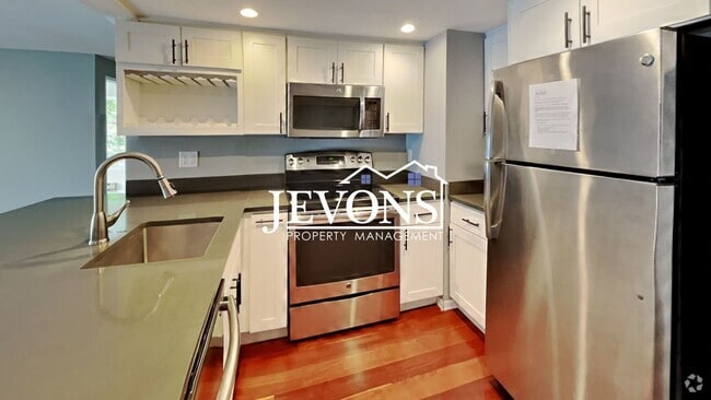 Building Photo - Stunning property in the heart of Seattle ... Rental