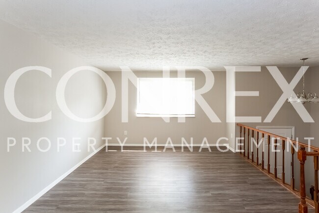 Photo - Lovely Tri-Level Home