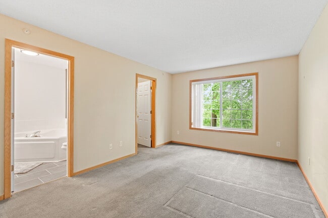Photo - 789 Fairfield Cir