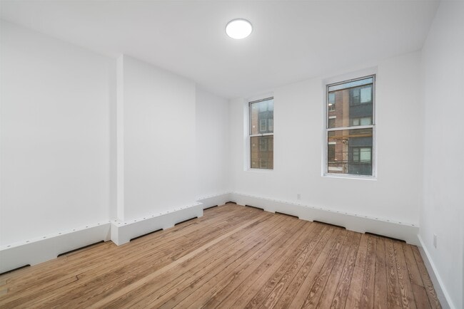 Photo - 500 Monroe St Unit 8