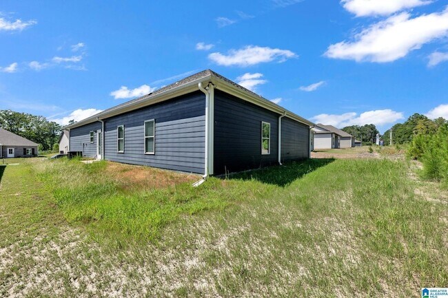 559 Troubadour Ln