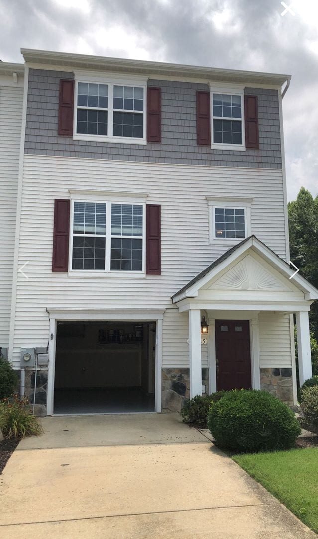 Nice end unit townhouse in waterfront comm... - Nice end unit townhouse in waterfront comm...