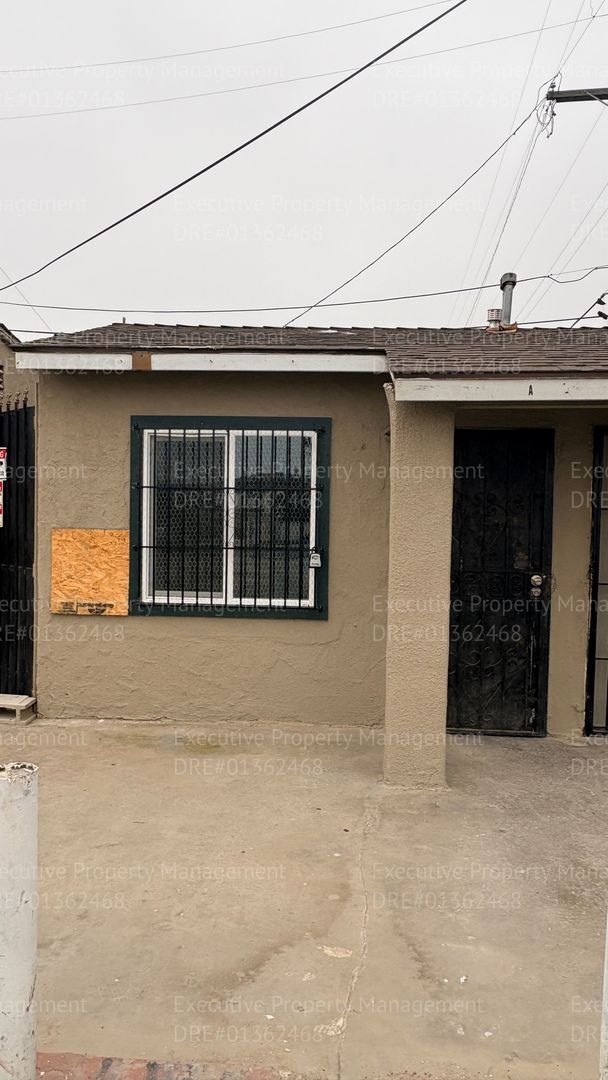 Photo - 105 E 8th St Unidad A