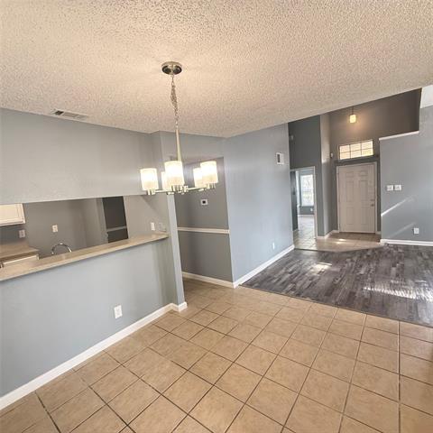 Photo - 902 Binbrook Dr