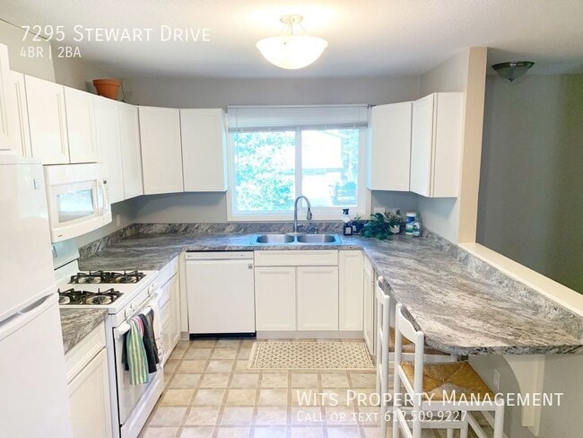 Photo - 7295 Stewart Dr