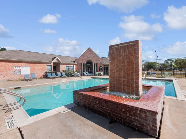 Forest Creek Apartments