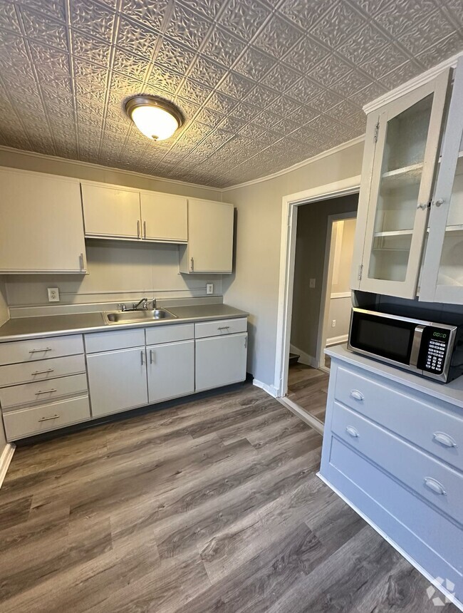 Building Photo - 103 Thomas Hill Rd Unit A Rental