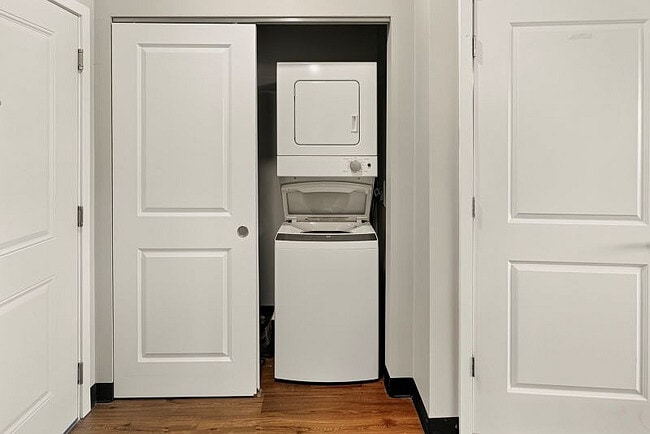 In-Unit Washer & Dryer
