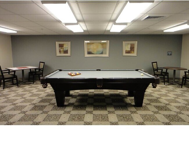 Photo - The Cade Courtyard