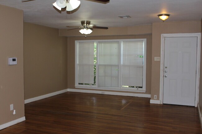 Photo - 2717 28th St