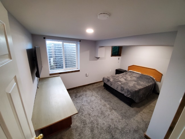 Building Photo - 3415 N Huetter Rd Rental