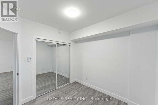 Photo - 828B Maplewood Ave