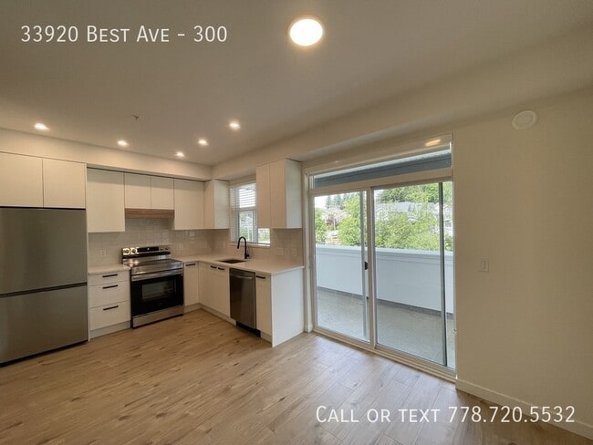 Building Photo - Brand New 3rd Floor Condo Unit 300