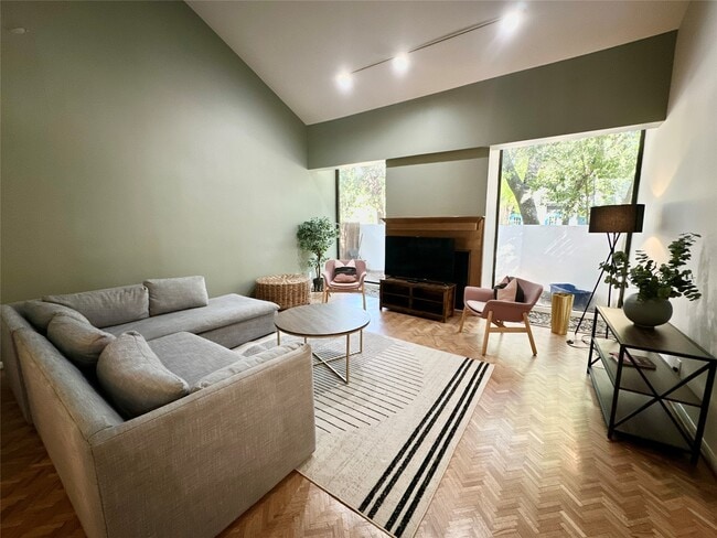 Photo - 2607 Rice Boulevard