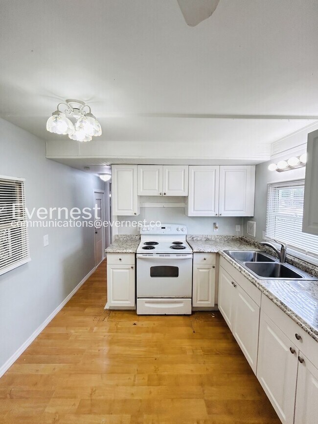 Photo - 2133 Melody Dr