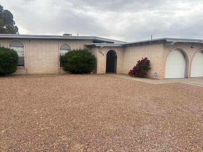 Photo - EASTSIDE HOME WITH A SWIMMING POOL