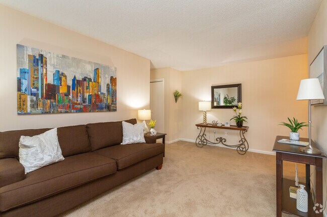 2BR, 1BA