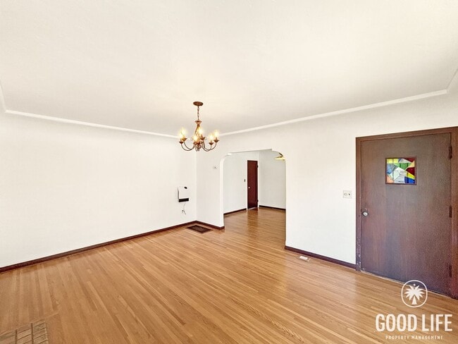 Photo - Beautiful 4B/2BA 1930's Spanish Style Home!
