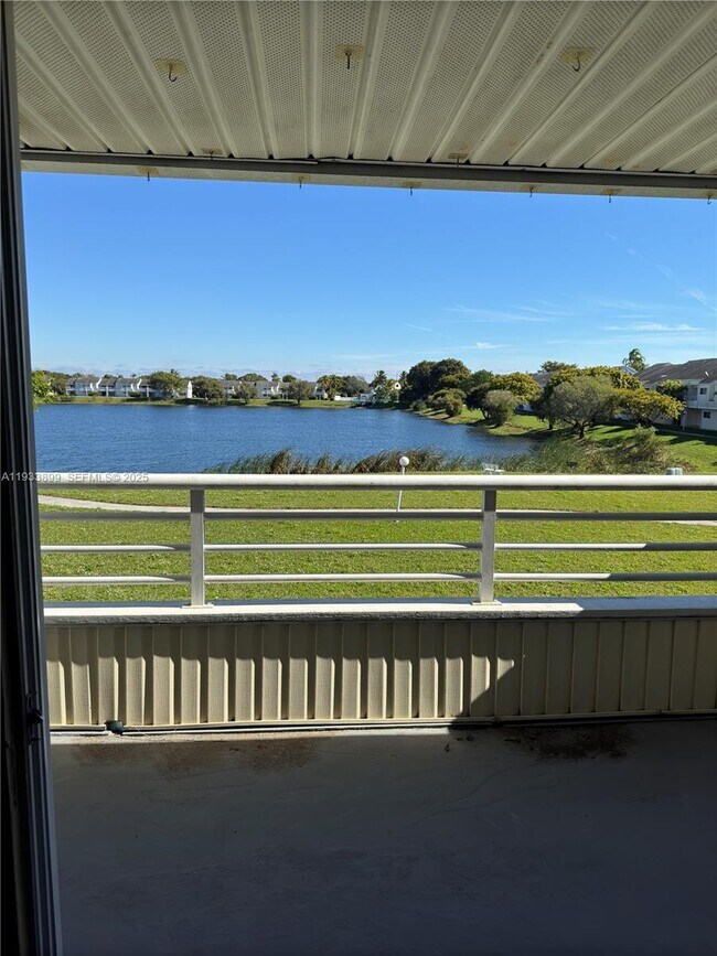 Photo - 3421 NW 44th St Unit 204