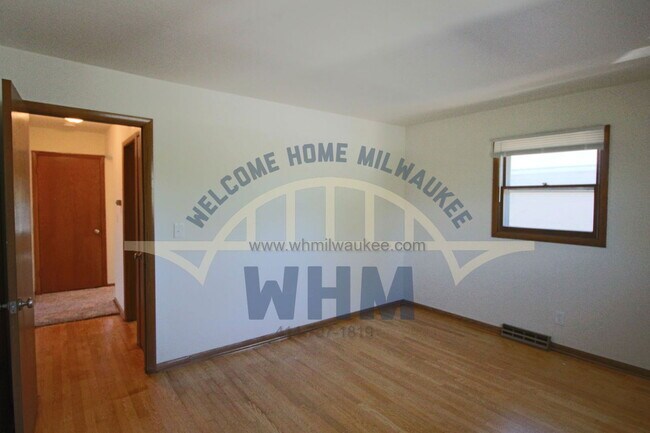 Photo - 8526 W Appleton Ave