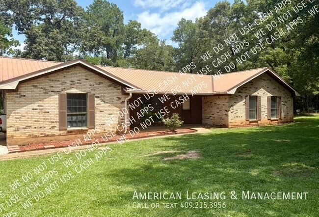 Photo - 747 Brookwood Dr House