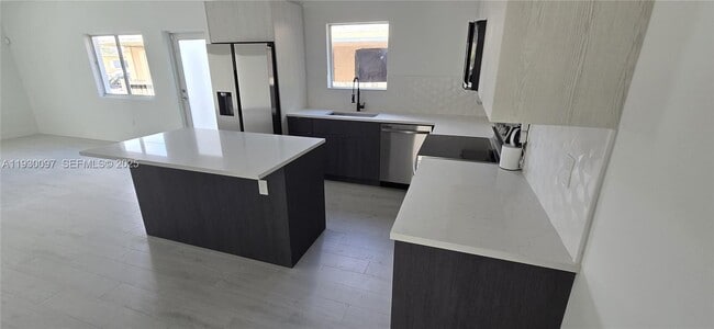 Photo - 6821 NW 6th Ct