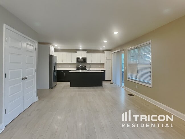 Photo - 1308 Shaughnessy St