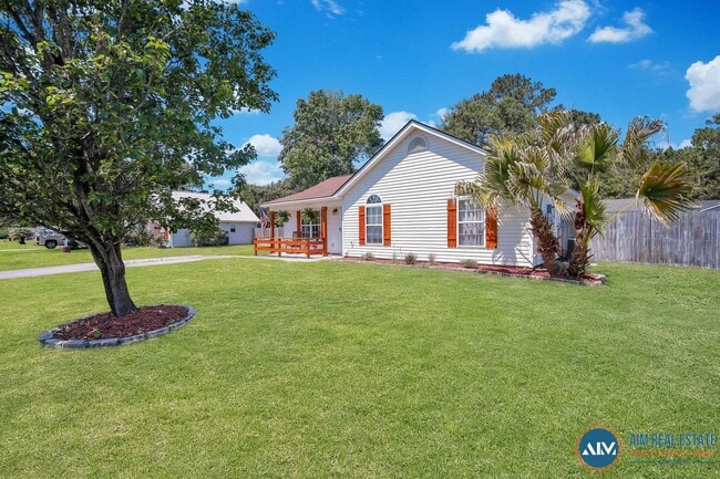 Photo - Charming 3-Bed, 2-Bath Home in Historic Be...