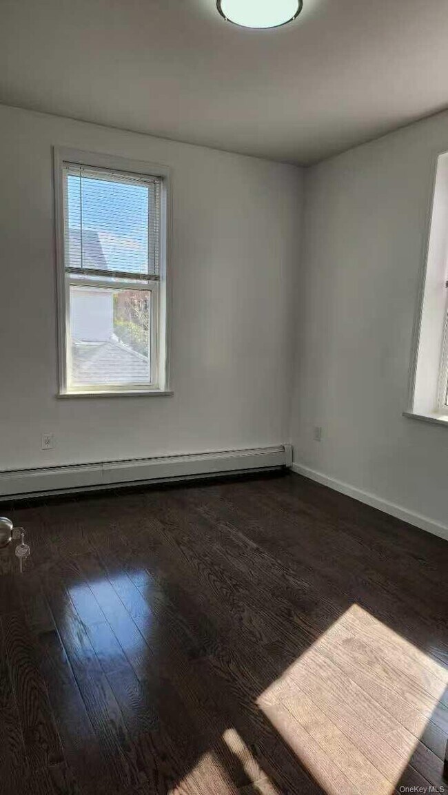Photo - 12-39-39 116th St