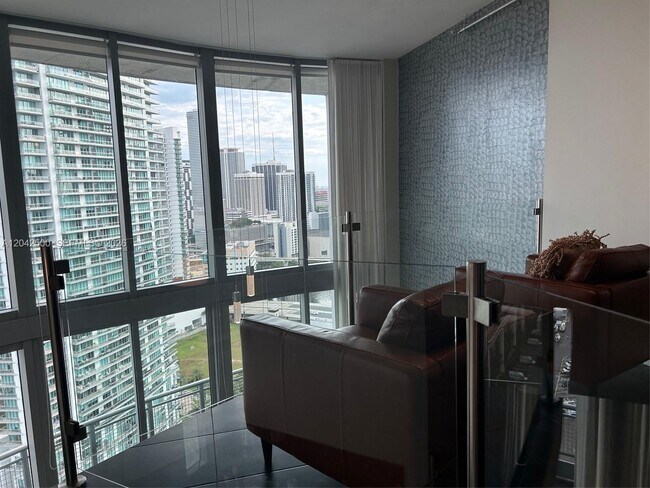 Photo - 690 SW 1st Ct Unidad 3101