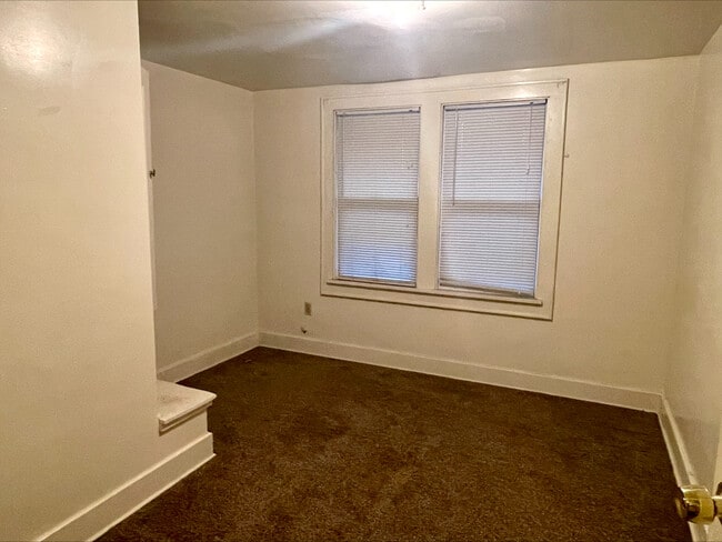 Photo - 644 Carpenter St