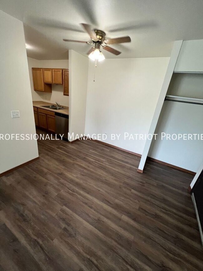 Photo - 1205 Emerald Terrace Unidad 1