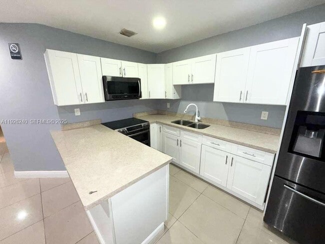 Photo - 170 NW 204th St