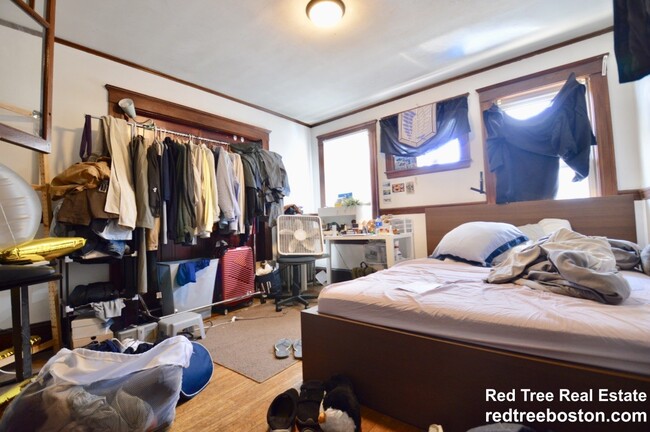 Photo - 55 Etna St