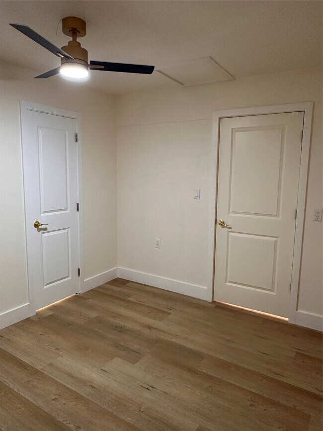Photo - 410 Randall St Unit 7