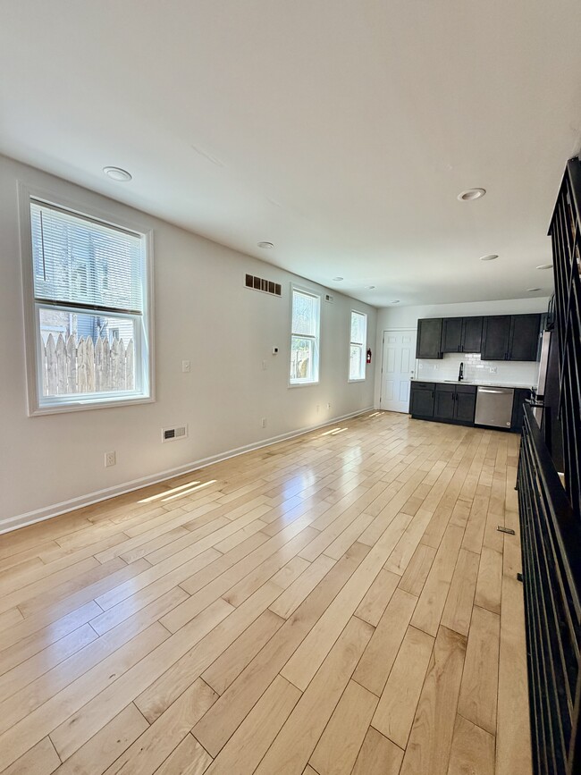Building Photo - 2802 Agate St
