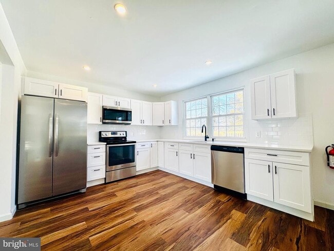 Photo - 220 Somerdale Rd