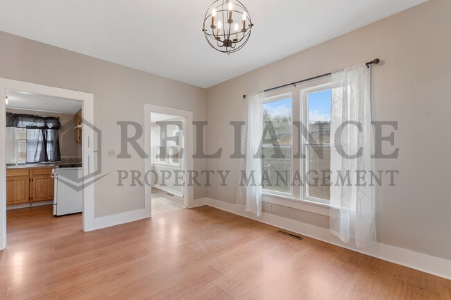 Photo - 400 S King St