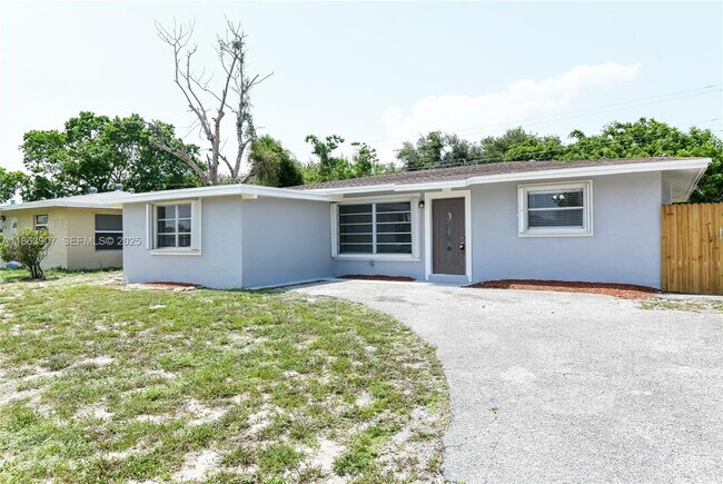 Photo - 111 NW 21 St