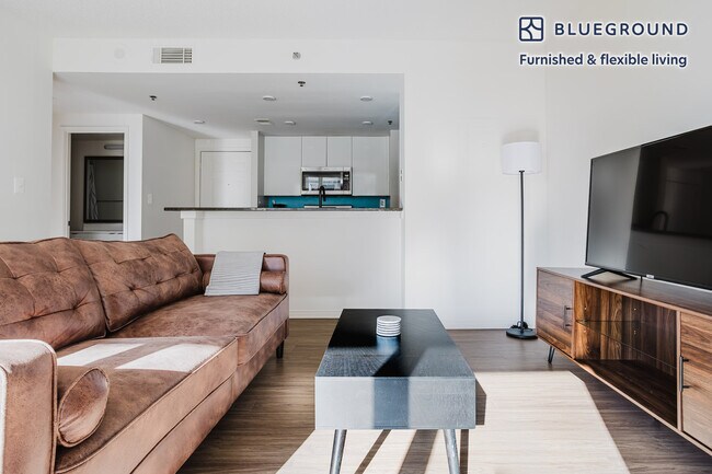 Photo - 850 N Randolph St Unidad SI FL11-ID1007