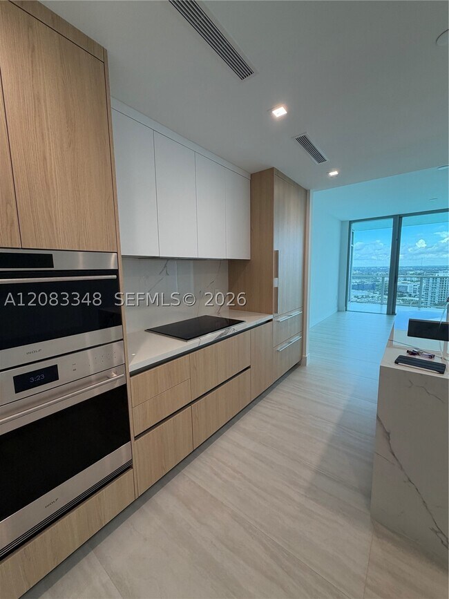 Photo - 2411 Laguna Cir Unit 2307