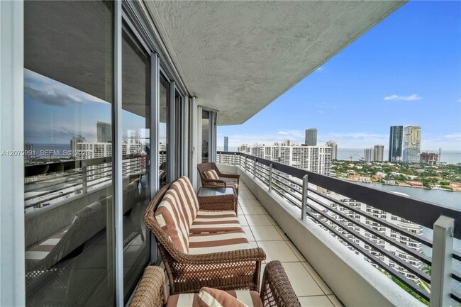 Photo - 3530 Mystic Pointe Dr Unit 3210