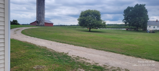 Photo - 7057 St John Rd