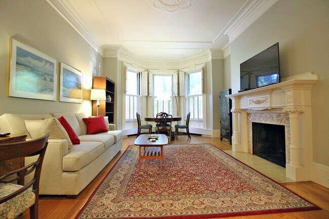 383 Commonwealth Ave