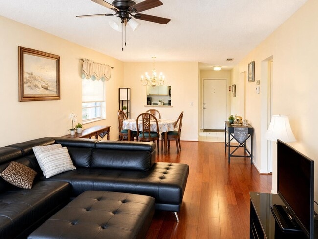 Photo - 11 Lake Vista Trail Unidad 206