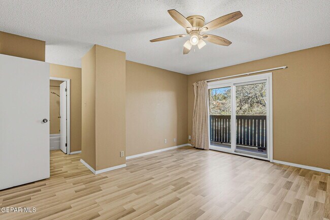 Photo - 1644 Lomaland Dr