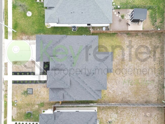 Photo - Beautiful  Upgarded 3 b/2.5 bath Home in Alton.Don't Miss Out!